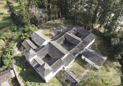 Hmong King Palace